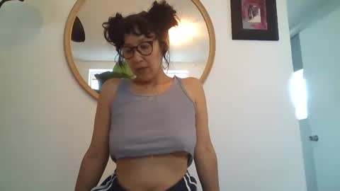 _tutti_frutti_ online show from 06/02/26, 09:17