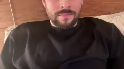 Snapshot of _ur_happy_meal chatting on 01/02/25, 01:38 DJ online show from 01/02/25, 01:38