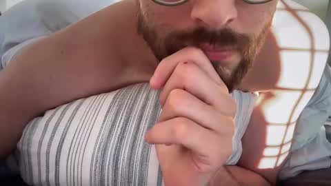 Snapshot of _ur_happy_meal chatting on 01/28/25, 01:05 DJ online show from 01/28/25, 01:05