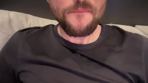 Snapshot of _ur_happy_meal chatting on 02/25/25, 03:20 DJ online show from 02/25/25, 03:20