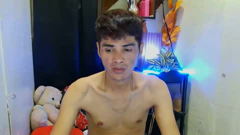 Snapshot of _urbabypam chatting on 01/17/25, 12:10 Urjerick online show from 01/17/25, 12:10