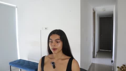 Anastasia Vahos online show from 02/26/25, 06:21