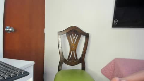 _valentina_69 online show from 07/01/26, 11:04