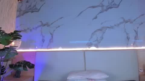 Valery online show from 10/26/25, 03:12