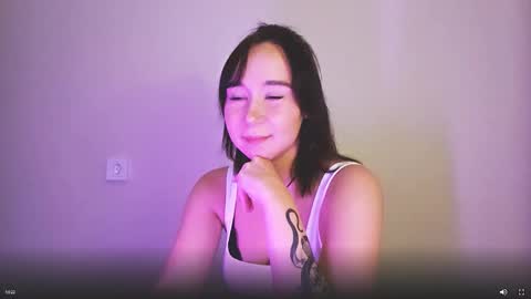 Mia online show from 09/17/25, 07:37