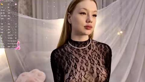 Snapshot of _velvetvip_ chatting on 03/27/26, 02:50 Eva online show from 03/27/26, 02:50