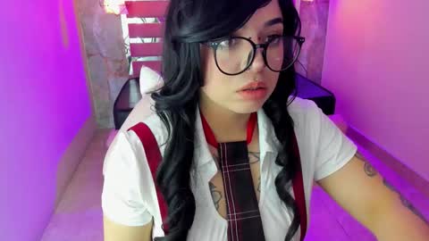   Vermeil   online show from 10/19/25, 08:53