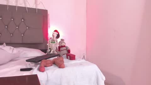 Veronica online show from 12/08/24, 04:50