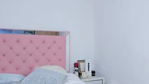 Violeta online show from 02/22/25, 05:12