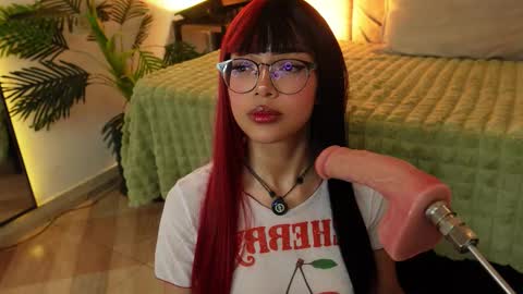 Snapshot of _viollettenoir_ chatting on 03/03/26, 08:37 online show from 03/03/26, 08:37