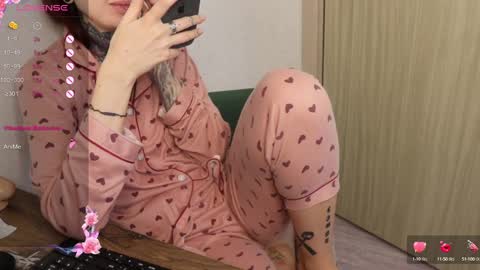 Alis online show from 03/10/25, 05:43