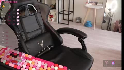 Alis online show from 11/20/25, 08:14