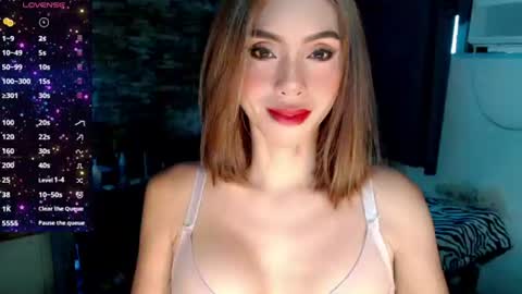 Snapshot of _vivalastransvegas_ chatting on 07/04/26, 02:40 Althea online show from 07/04/26, 02:40