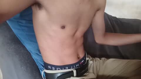 _vov_ online show from 09/17/25, 02:57