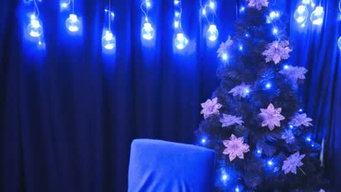 Snapshot of _web_bae chatting on 12/31/24, 10:01 online show from 12/31/24, 10:01