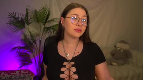 Wendy online show from 04/21/26, 02:01