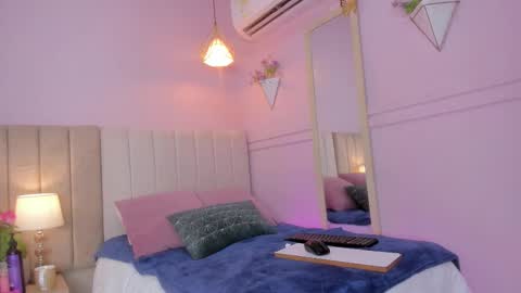 _wendy_x online show from 09/20/25, 11:33