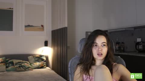 Kristina online show from 11/19/25, 11:54