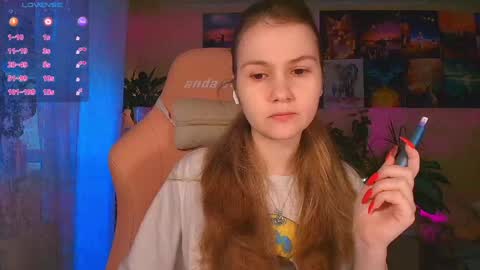 Snapshot of _witch__ chatting on 11/19/25, 08:03 Enni online show from 11/19/25, 08:03