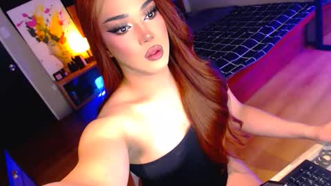 Snapshot of _womanofdreams_ chatting on 02/09/26, 09:35 Sofie online show from 02/09/26, 09:35