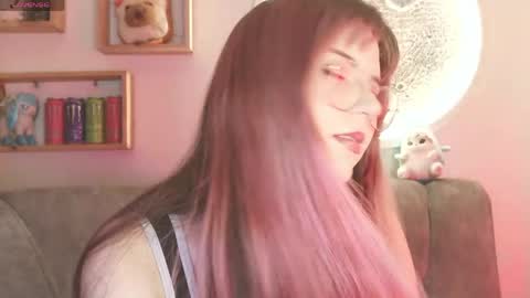 Snapshot of _yourcherrybomb chatting on 05/25/26, 10:10 _yourcherrybomb online show from 05/25/26, 10:10