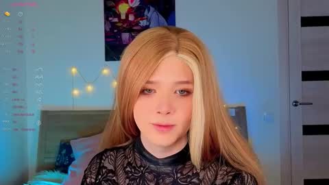 LITTLE FOX online show from 01/19/26, 04:11