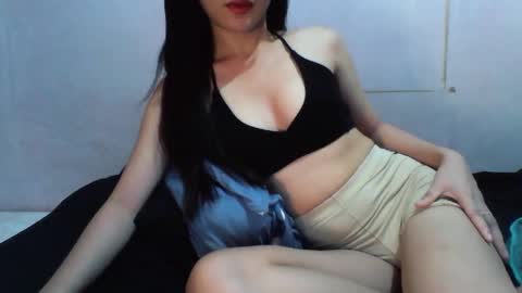 Snapshot of _yourmyonlyb_22 chatting on 12/15/24, 05:10 cherry online show from 12/15/24, 05:10