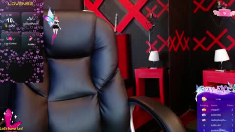 Yuyi online show from 01/30/25, 05:06