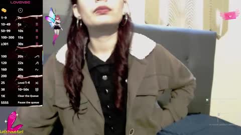 Yuyi online show from 09/20/25, 01:50