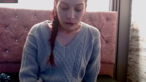 Yuyi online show from 03/26/26, 10:59