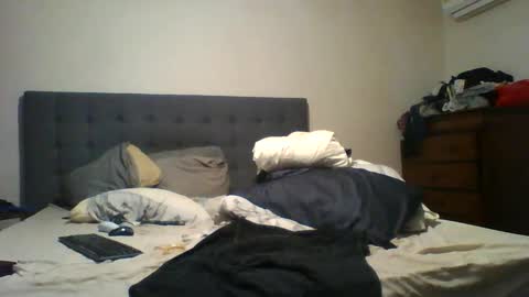 Snapshot of _zeus____ chatting on 12/02/24, 09:45 Zeus online show from 12/02/24, 09:45