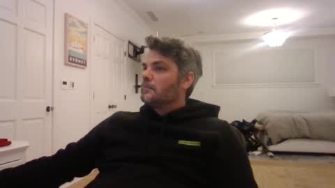 Snapshot of _zeus____ chatting on 01/11/25, 10:07 Zeus online show from 01/11/25, 10:07