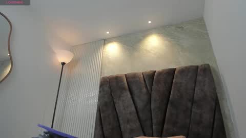 zoe online show from 01/16/26, 12:09