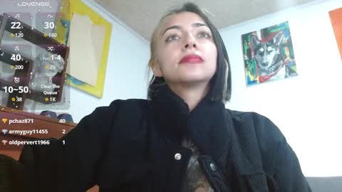 Snapshot of _zoebakers chatting on 01/29/25, 12:45 Zoe online show from 01/29/25, 12:45