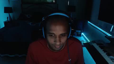 a4orce online show from 10/19/25, 11:16