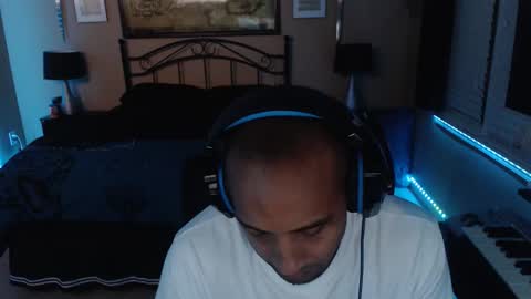 a4orce online show from 04/27/26, 01:47