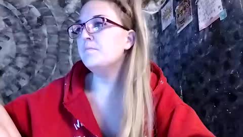 Bree Anna online show from 12/30/24, 04:08