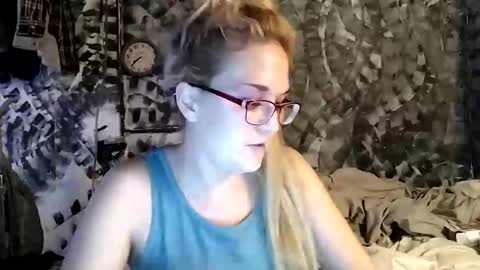 Bree Anna online show from 12/30/24, 07:11