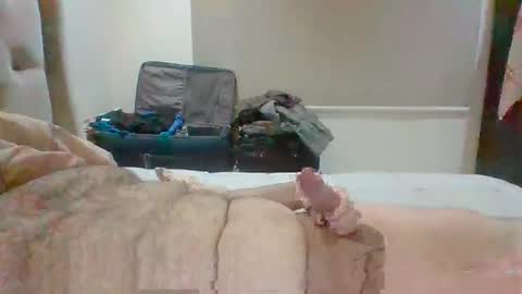 Snapshot of a7med1982 chatting on 10/31/25, 01:34 Big Dave online show from 10/31/25, 01:34