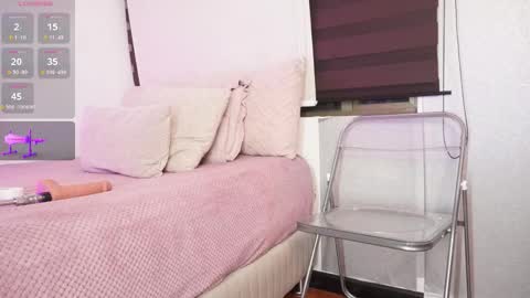 Alexandra  online show from 12/18/25, 08:31