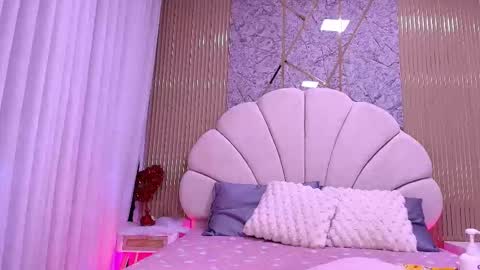 Aisha online show from 03/13/26, 11:50