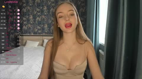 Adelina online show from 03/02/25, 07:54