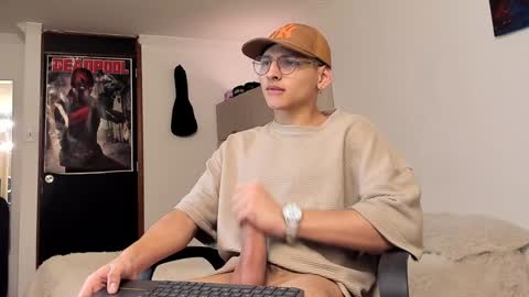 alejo online show from 12/24/24, 06:44