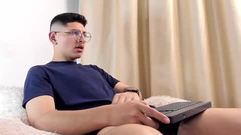 alejo online show from 02/07/25, 04:16