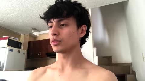 a littlee bear online show from 12/16/25, 05:29