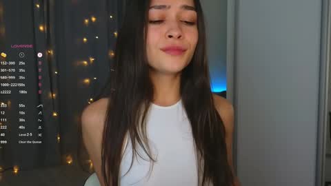 Mila and Jess online show from 12/11/24, 10:58