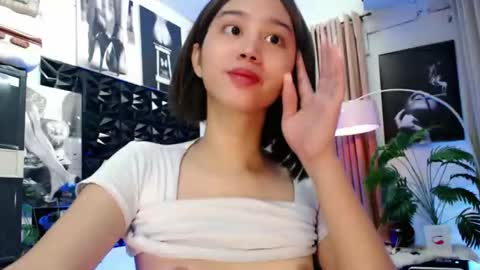 Lovely Yana  online show from 12/22/25, 07:38