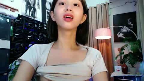 Lovely Yana  online show from 04/24/26, 11:34