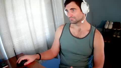 Snapshot of a_wittol_one chatting on 02/27/26, 04:40 a_wittol_one online show from 02/27/26, 04:40