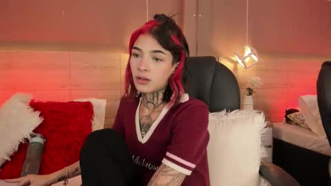 Luni  online show from 01/31/26, 07:11